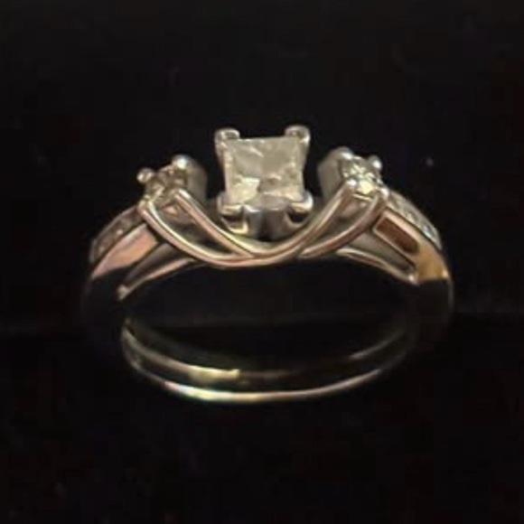 Diamond Princess Cut Natural 1 CTTW Wedding Ring Set - Picture 4 of 10